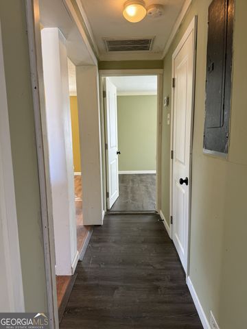 424 Johnson Drive, Stone Mountain, GA 30087