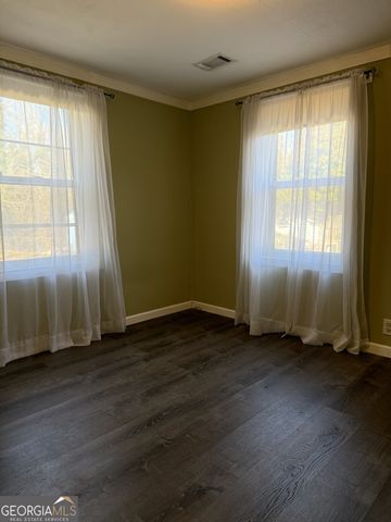 424 Johnson Drive, Stone Mountain, GA 30087