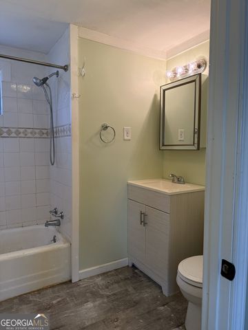 424 Johnson Drive, Stone Mountain, GA 30087