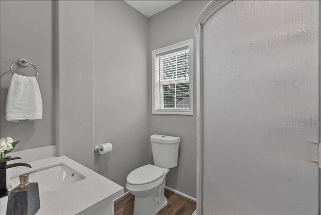 401 Paradise Drive, Coldspring, TX 77331
