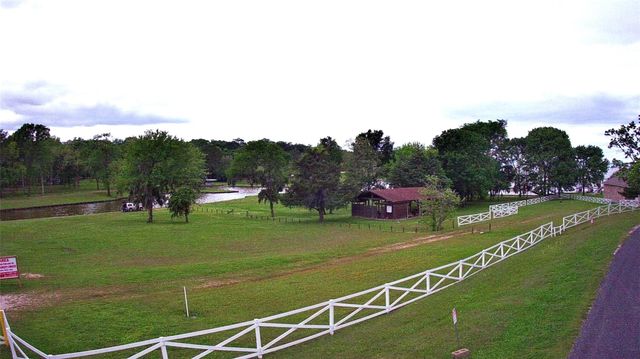 401 Paradise Drive, Coldspring, TX 77331