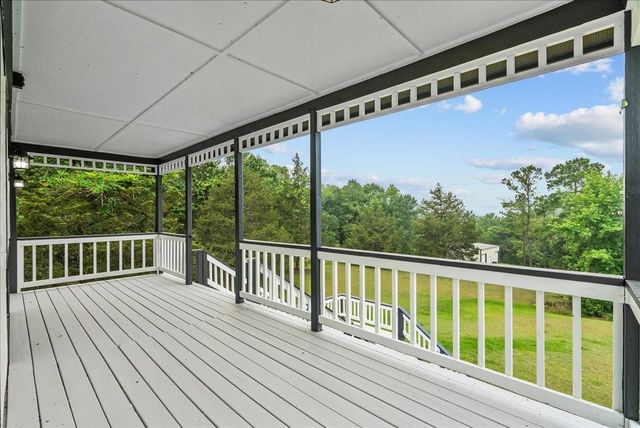 401 Paradise Drive, Coldspring, TX 77331
