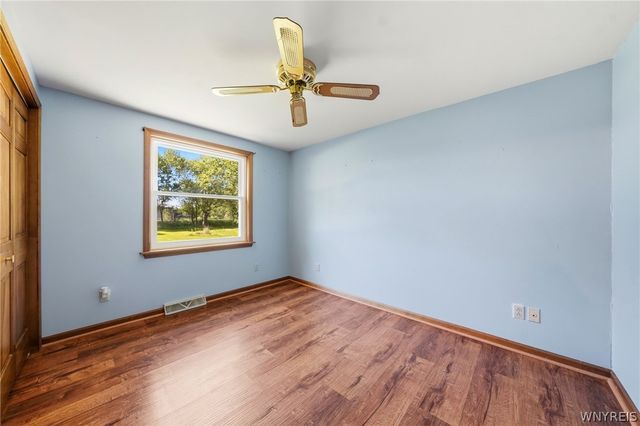535 Seneca Creek Road, West Seneca, NY 14224