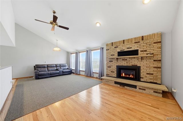 535 Seneca Creek Road, West Seneca, NY 14224
