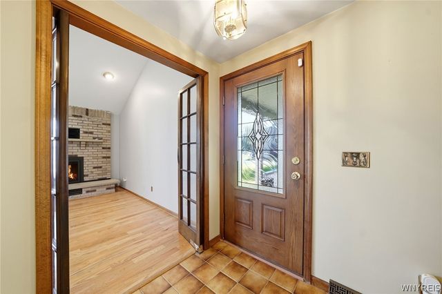 535 Seneca Creek Road, West Seneca, NY 14224