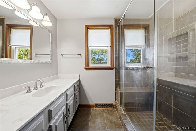 535 Seneca Creek Road, West Seneca, NY 14224