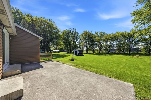 535 Seneca Creek Road, West Seneca, NY 14224