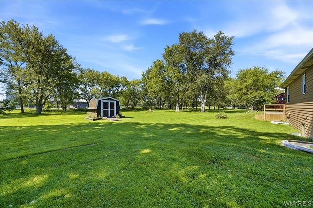 535 Seneca Creek Road, West Seneca, NY 14224