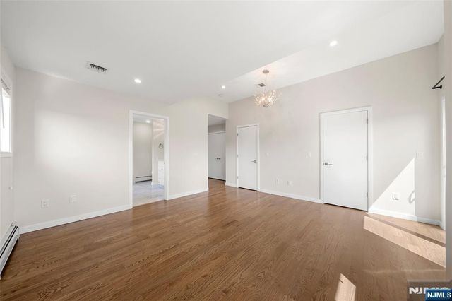 506 Westview Avenue, Cliffside Park, NJ 07010