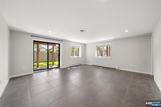 506 Westview Avenue, Cliffside Park, NJ 07010
