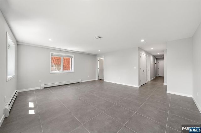 506 Westview Avenue, Cliffside Park, NJ 07010