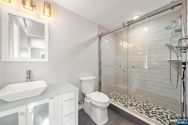 506 Westview Avenue, Cliffside Park, NJ 07010