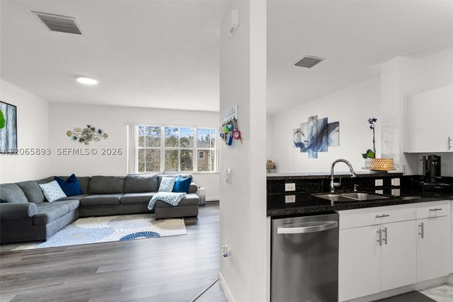 230 SE 29th Ave 21, Homestead, FL 33033