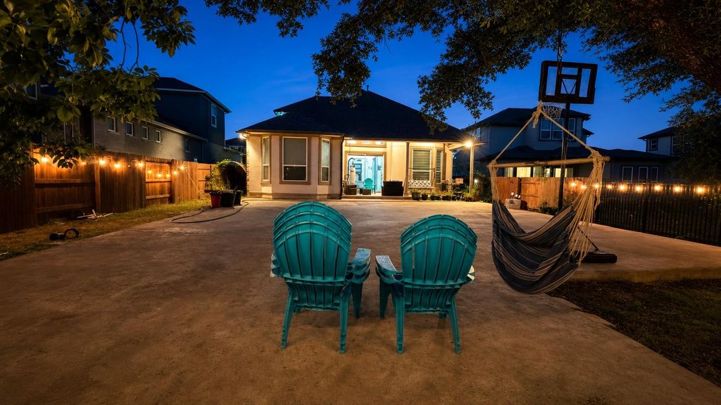 7290 Shoshoni LOOP, Round Rock, TX 78681