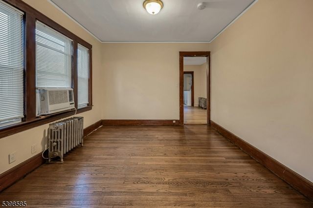 23 William St, Summit City, NJ 07901