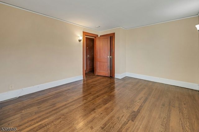 23 William St, Summit City, NJ 07901