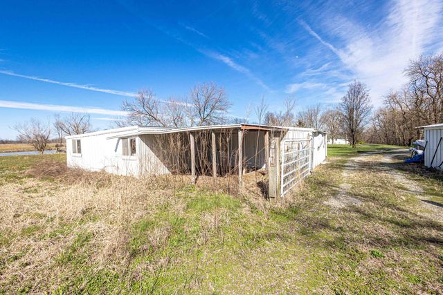 11370 E ZARING RD, Columbia, MO 65202