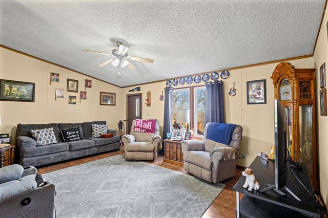 11370 E ZARING RD, Columbia, MO 65202