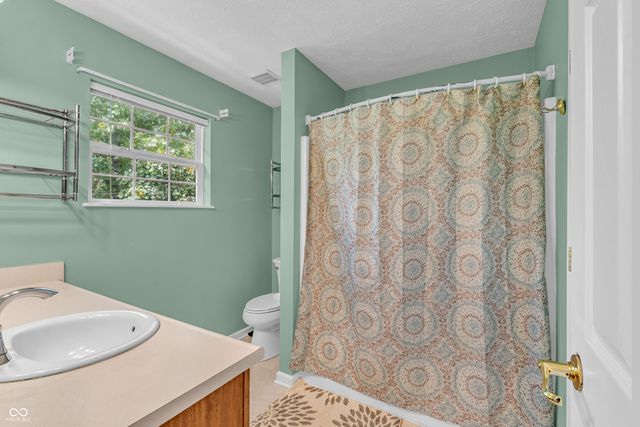 3076 Armory Drive, Indianapolis, IN 46208