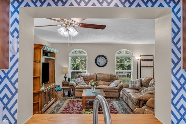 3076 Armory Drive, Indianapolis, IN 46208