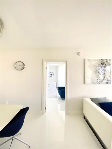 17201 Collins Ave 1006, Sunny Isles Beach, FL 33160