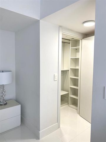 17201 Collins Ave 1006, Sunny Isles Beach, FL 33160