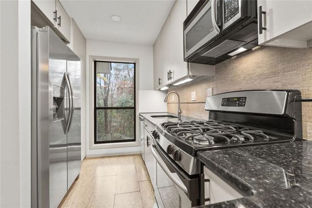 515 Wynnes Ridge Circle Southeast SE Circle, Marietta, GA 30067