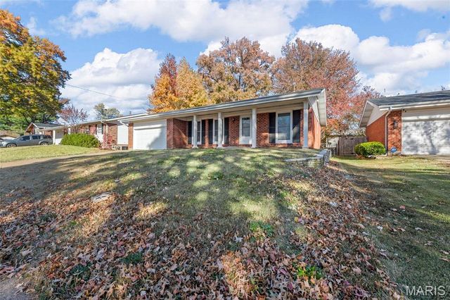 11758 Galba Drive, Florissant, MO 63033