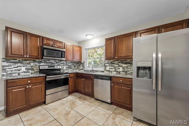 11758 Galba Drive, Florissant, MO 63033