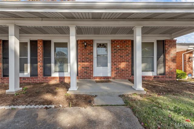 11758 Galba Drive, Florissant, MO 63033