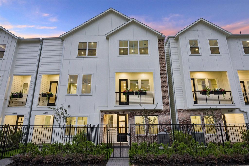 6334 Paddington Bend Drive, Houston, TX 77008