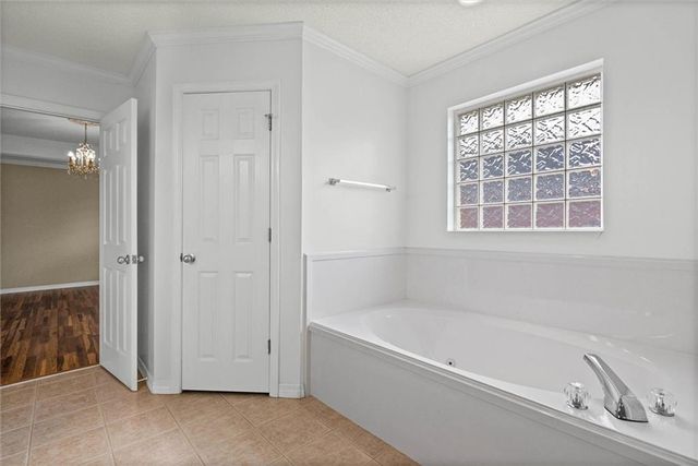 9651 Hampshire Court, Mobile, AL 36695