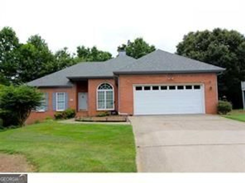 2705 Stratfield Drive, Cumming, GA 30041