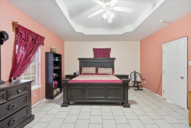 106 Luna Vista CV, Del Valle, TX 78617