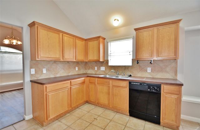 13831 Hillingdale Lane, Houston, TX 77070