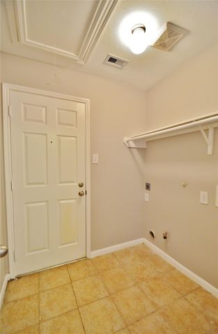 13831 Hillingdale Lane, Houston, TX 77070