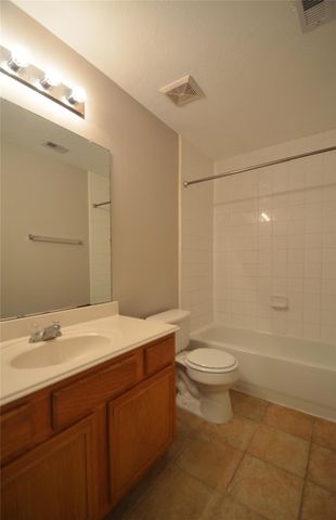 13831 Hillingdale Lane, Houston, TX 77070