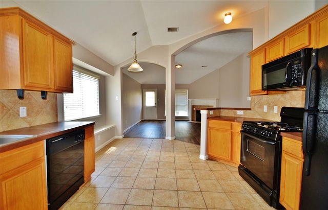 13831 Hillingdale Lane, Houston, TX 77070