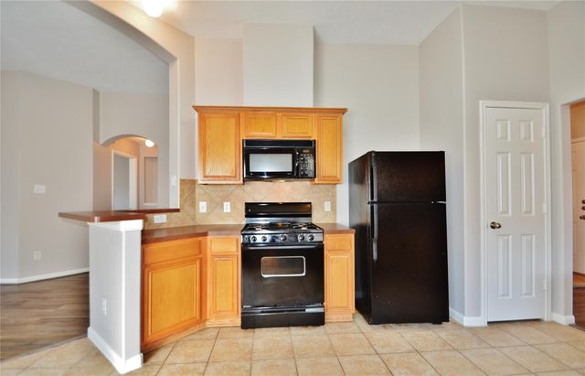 13831 Hillingdale Lane, Houston, TX 77070