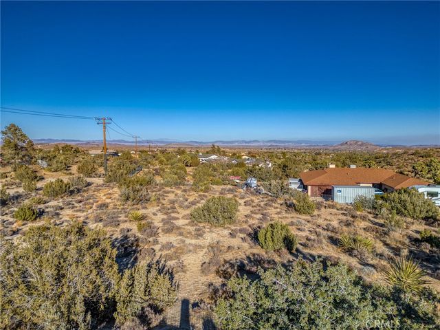 56630 Bear Court, Yucca Valley, CA 92284
