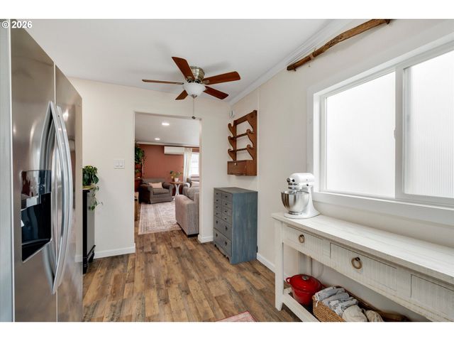 412 DIMICK St, Oregon City, OR 97045