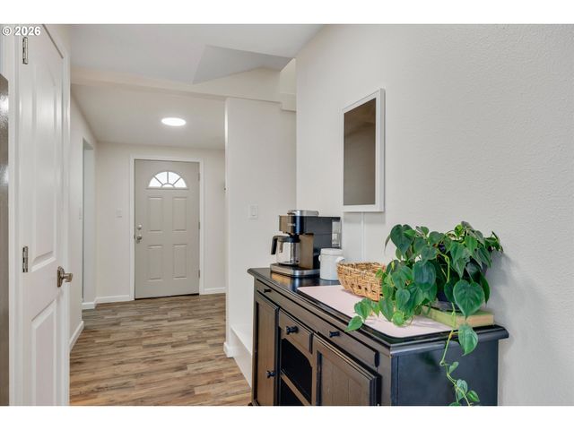 412 DIMICK St, Oregon City, OR 97045