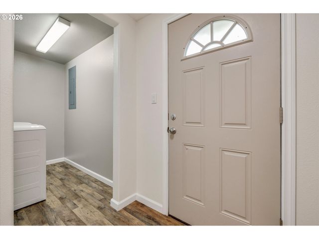 412 DIMICK St, Oregon City, OR 97045