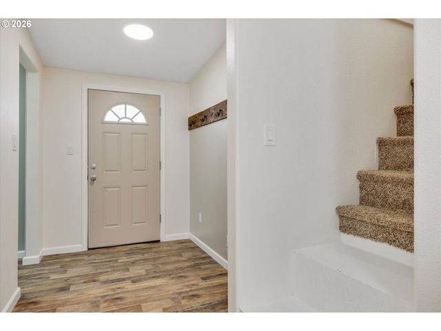 412 DIMICK St, Oregon City, OR 97045