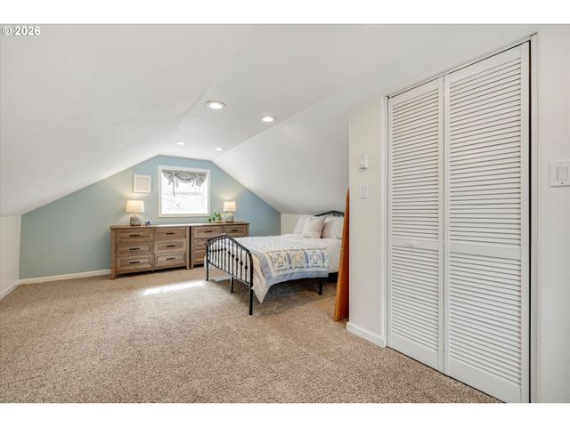 412 DIMICK St, Oregon City, OR 97045