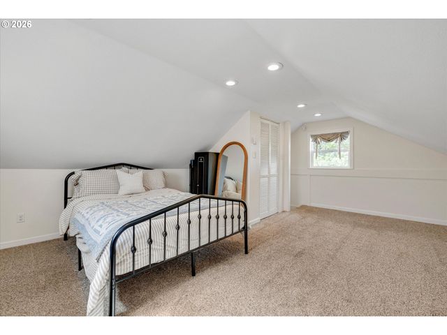 412 DIMICK St, Oregon City, OR 97045