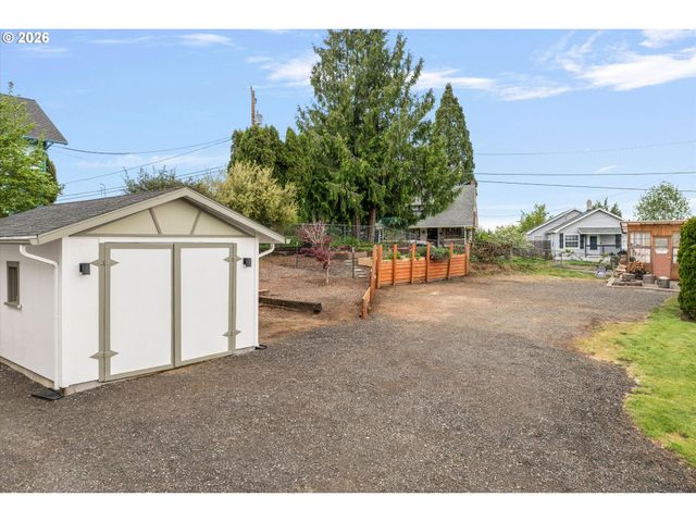 412 DIMICK St, Oregon City, OR 97045