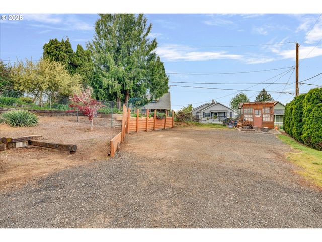 412 DIMICK St, Oregon City, OR 97045