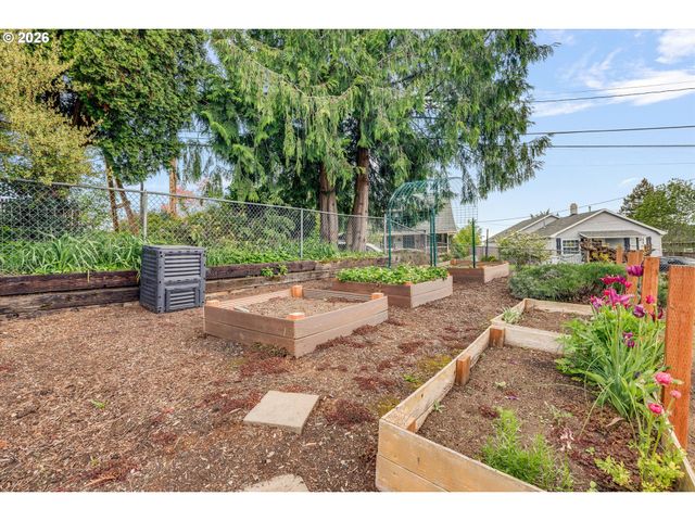 412 DIMICK St, Oregon City, OR 97045