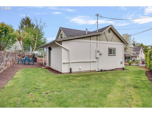 412 DIMICK St, Oregon City, OR 97045